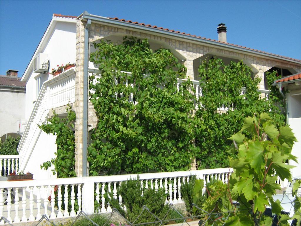 Apartments Anton Vodice Exteriör bild